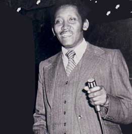 Fadhili, William - hier klicken